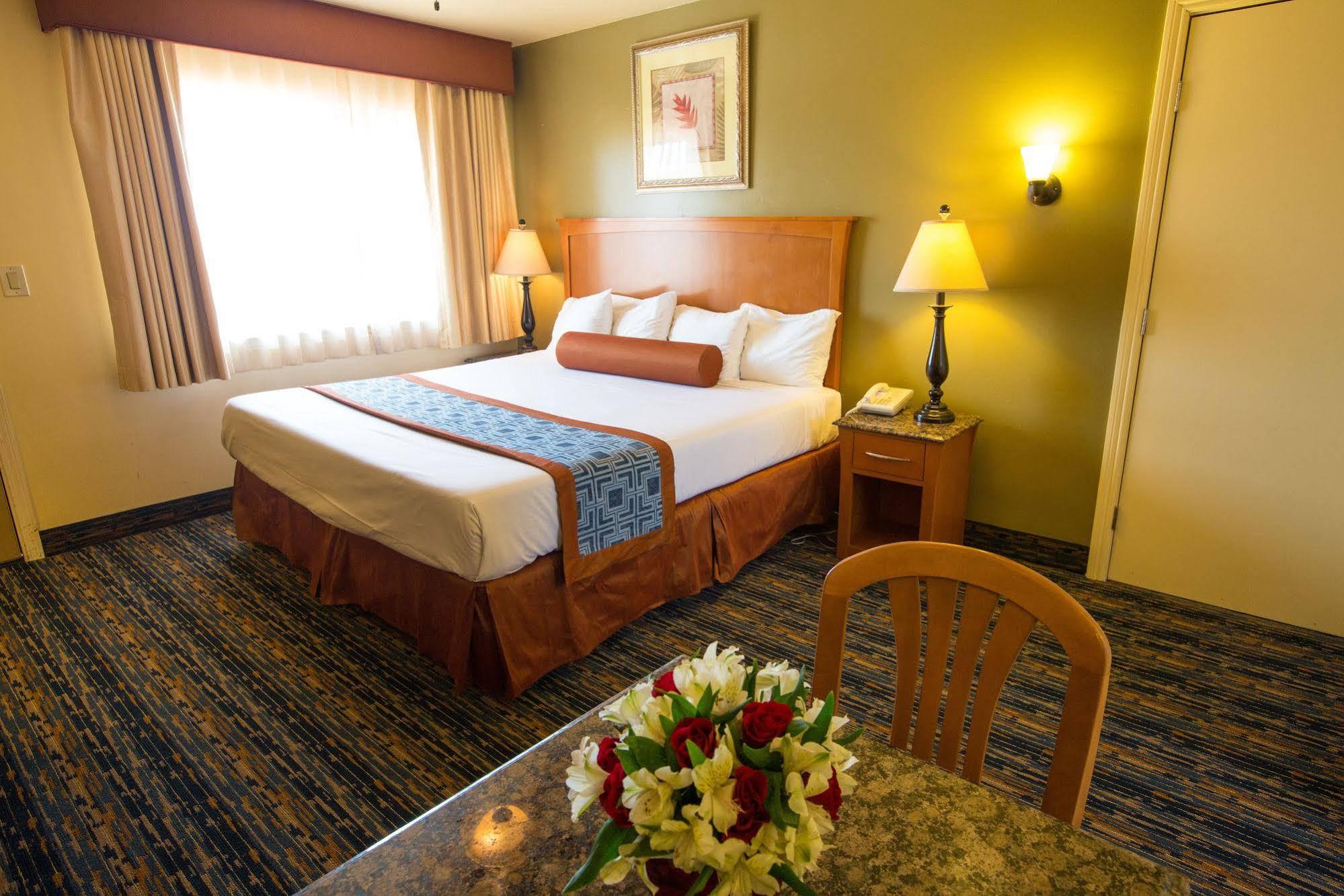 Beachwalker Inn & Suites Pismo Beach Eksteriør bilde